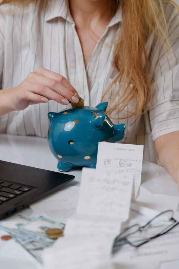 Frugalisme décortiqué: maîtriser l'art de vivre plus avec moins